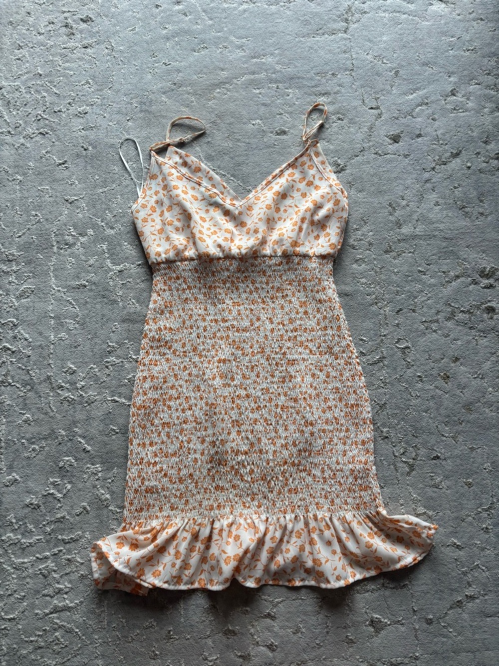 Mini dress - Picture 2 of 3